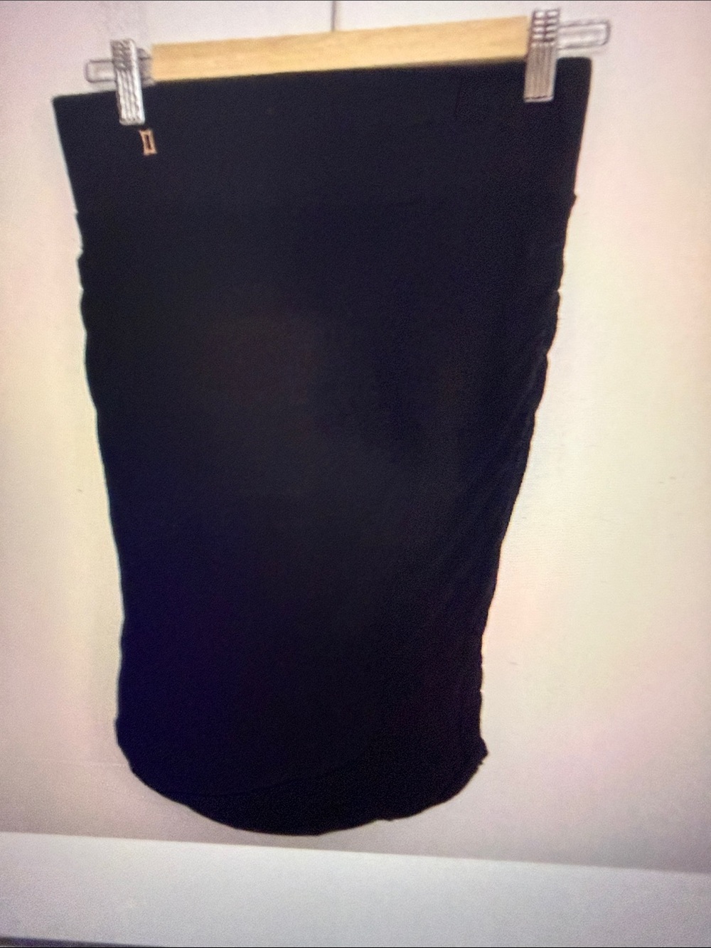 Kit & Ace Woman  Black Ruched Gathered Pull-On Stretch Knee Length Skirt Size 4
